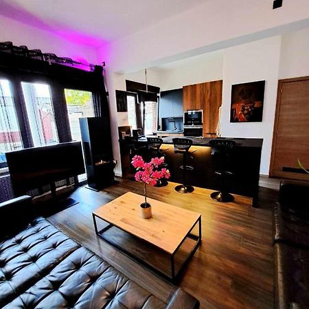 Petite Chambre Dans Une Jolie Colocation Lieja Exterior foto